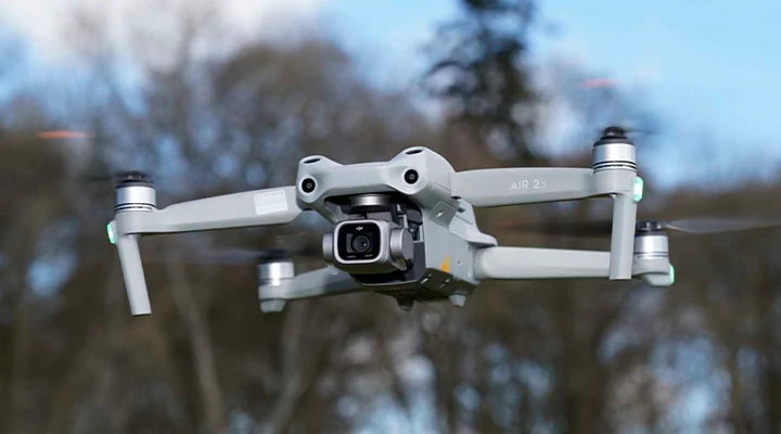 Top 5 Best Drones Under $1000 3