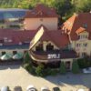 Hotel Jan Wojcieszyce filmowany z powietrza kamerą drona